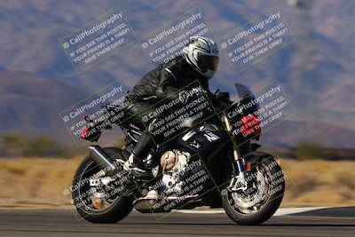 media/Dec-15-2023-Apex Assassins (Fri) [[91f19fb1c7]]/Trackday 2/Session 3 (Turns 16 and 17 Exit Speed)/